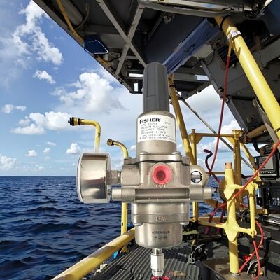 Máy điều chỉnh khí Fisher với thân thép không gỉ và áp suất đầu vào 250psi cho các ứng dụng ngoài khơi